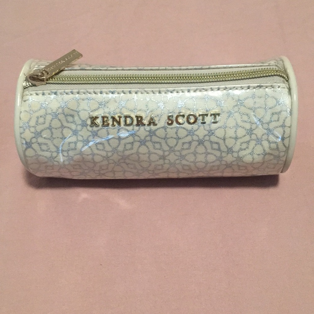 Kendra Scott Travel Pouch